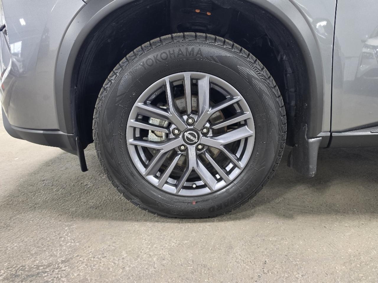 2024 Nissan Rogue S AWD, APPLE CARPLAY, BLIND SPOT, BLUETOOTH, ALLOY Photo
