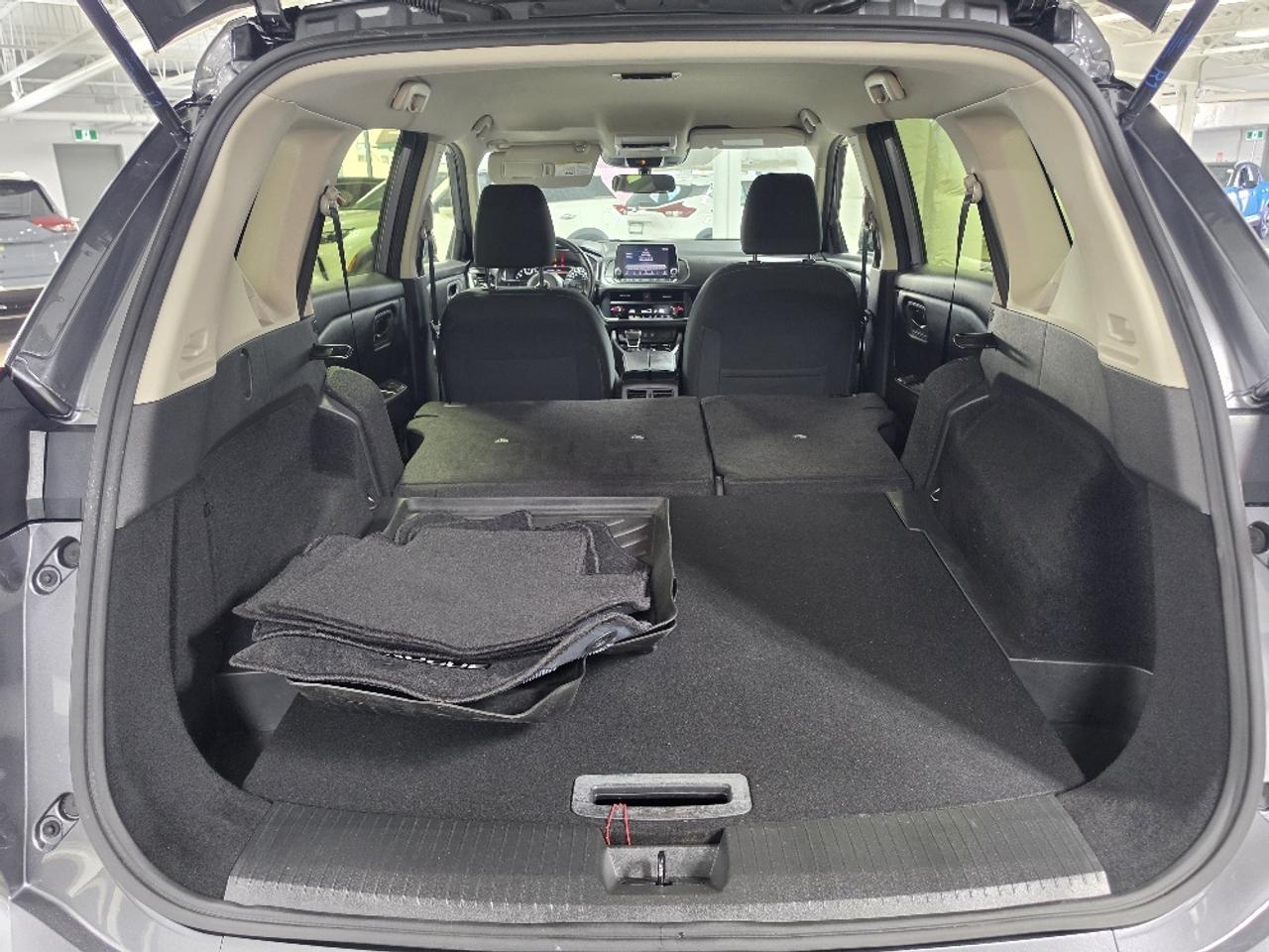 2024 Nissan Rogue S AWD, APPLE CARPLAY, BLIND SPOT, BLUETOOTH, ALLOY Photo