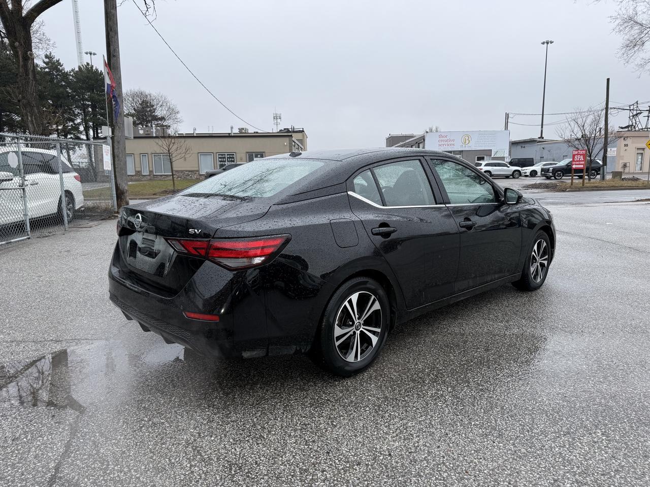 2023 Nissan Sentra NO ACCIDENTS l SV l Nissan Warranty l FWD Photo