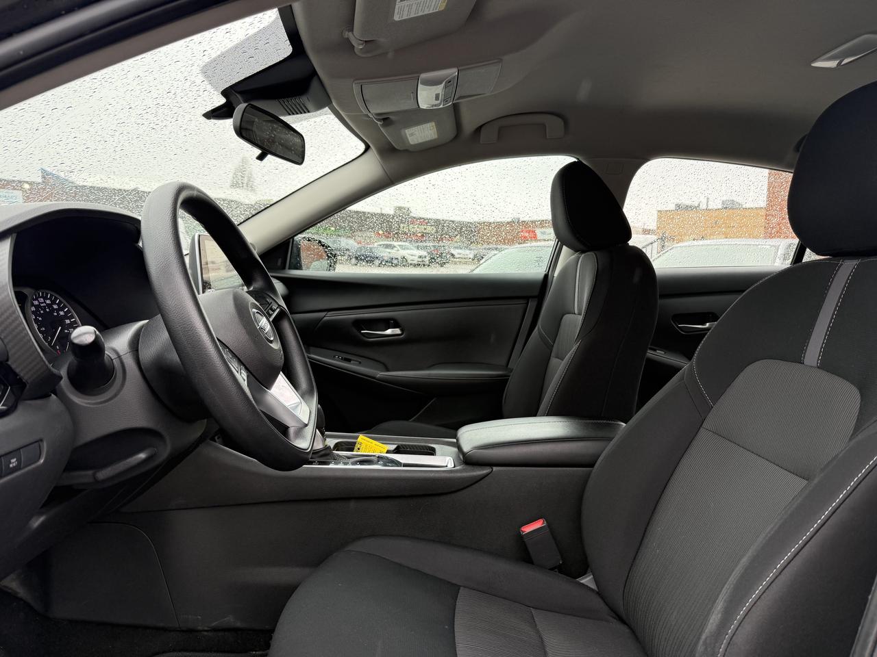 2023 Nissan Sentra NO ACCIDENTS l SV l Nissan Warranty l FWD Photo