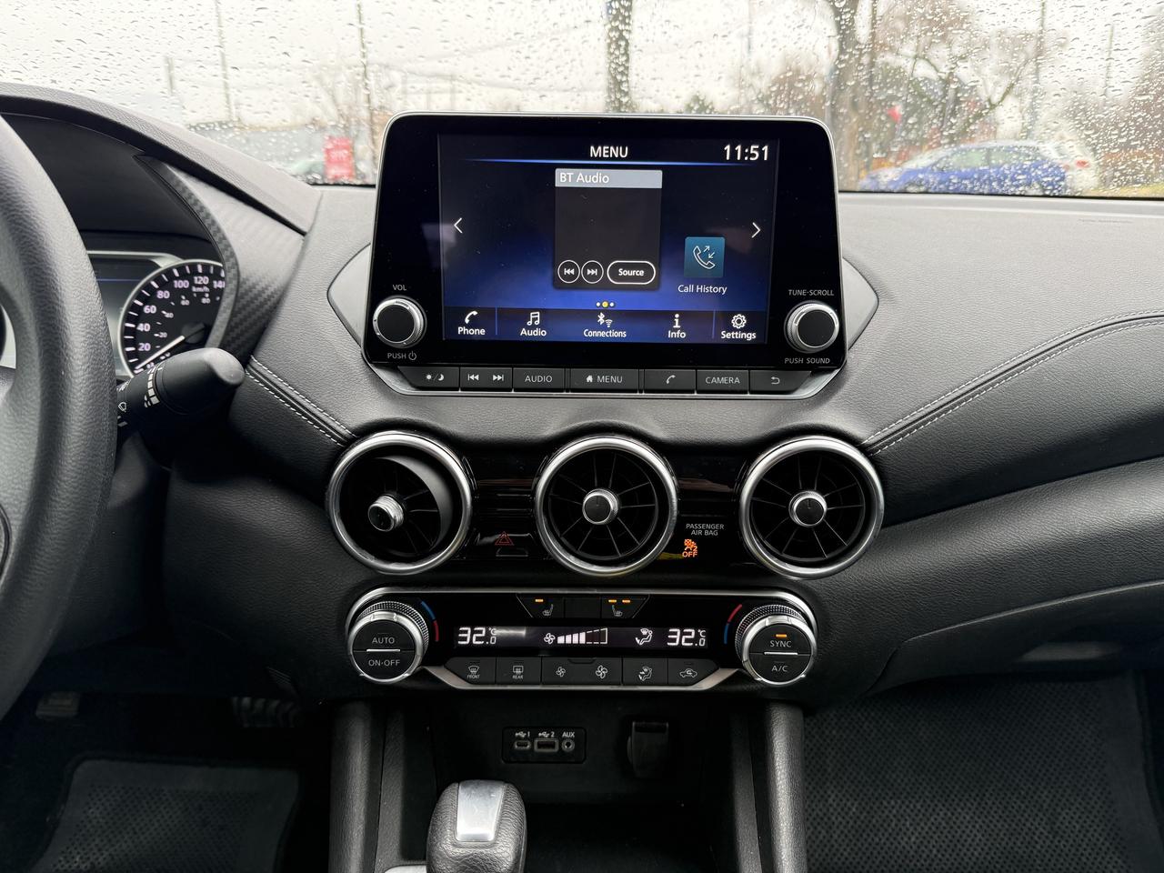 2023 Nissan Sentra NO ACCIDENTS l SV l Nissan Warranty l FWD Photo