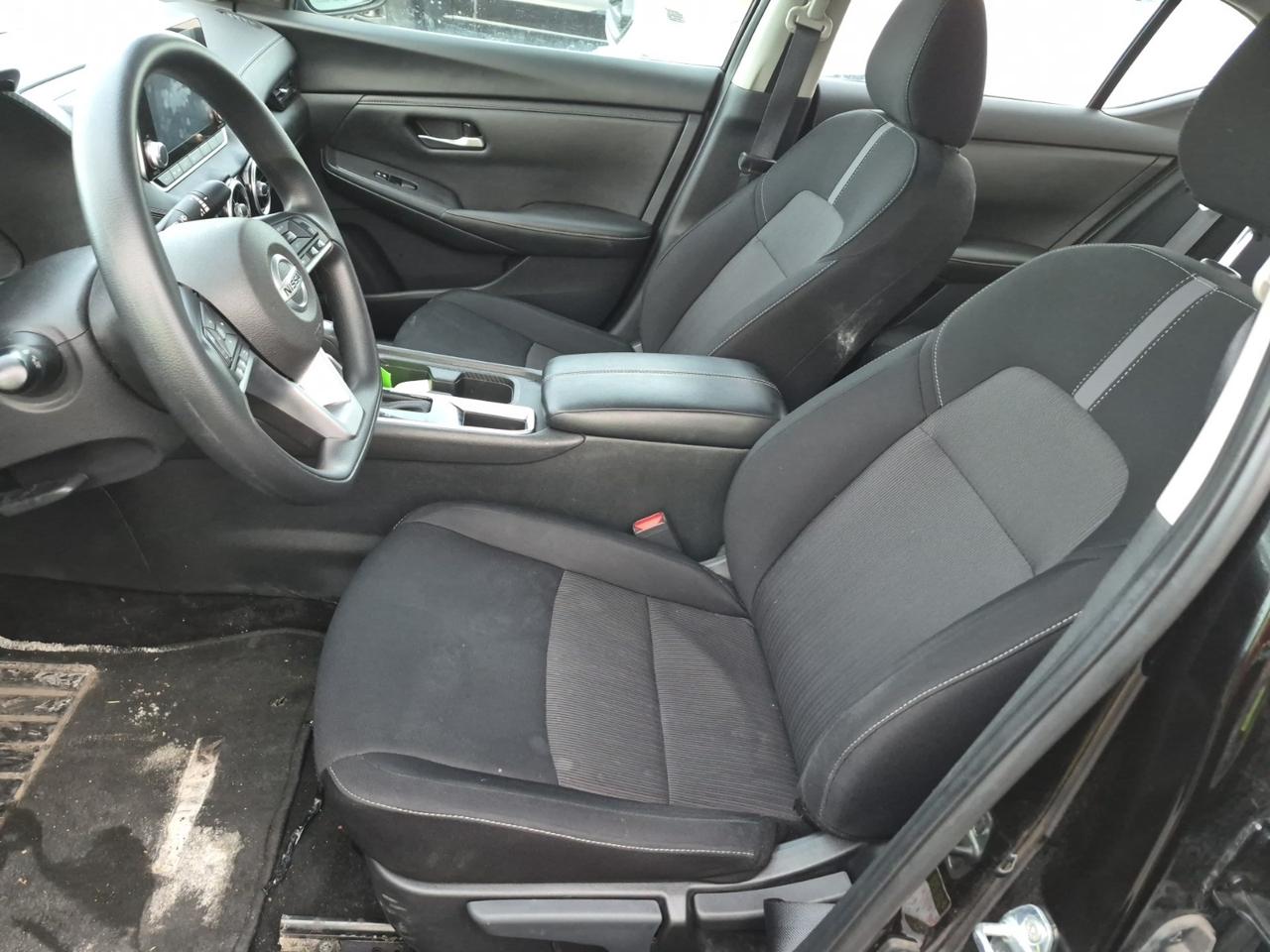 2023 Nissan Sentra NO ACCIDENTS l SV l Nissan Warranty l FWD Photo