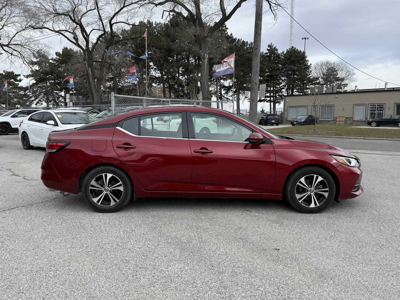 2023 Nissan Sentra NO ACCIDENTS l SV l Nissan Warranty l FWD Photo