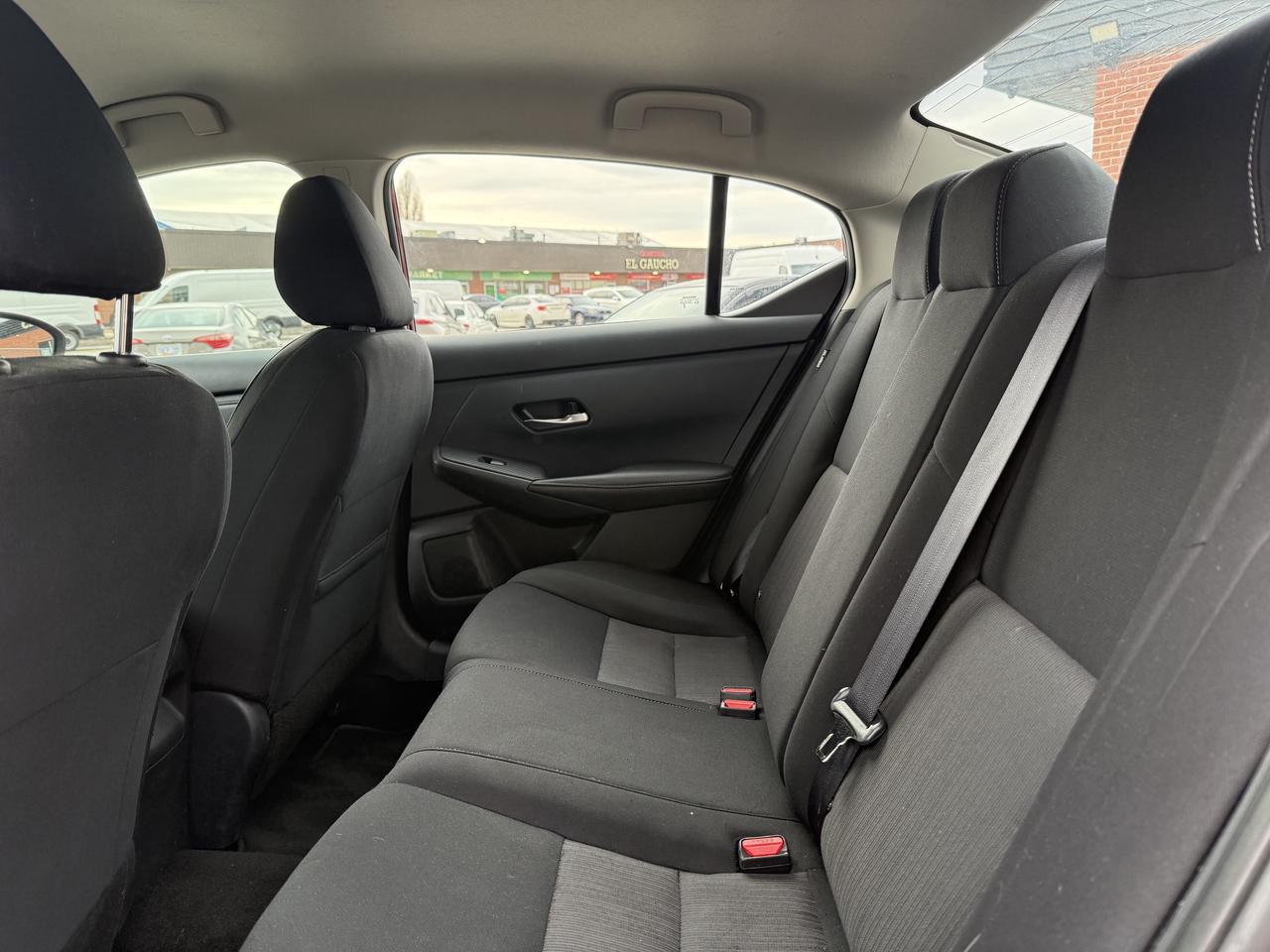 2023 Nissan Sentra NO ACCIDENTS l SV l Nissan Warranty l FWD Photo