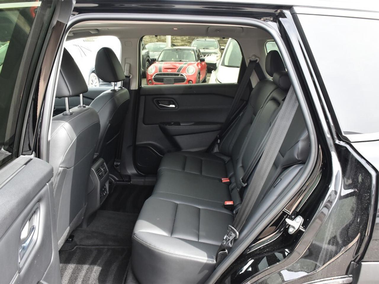 2025 Nissan Rogue SL    Leather   Roof   Navi   360 Camera   Remote Photo