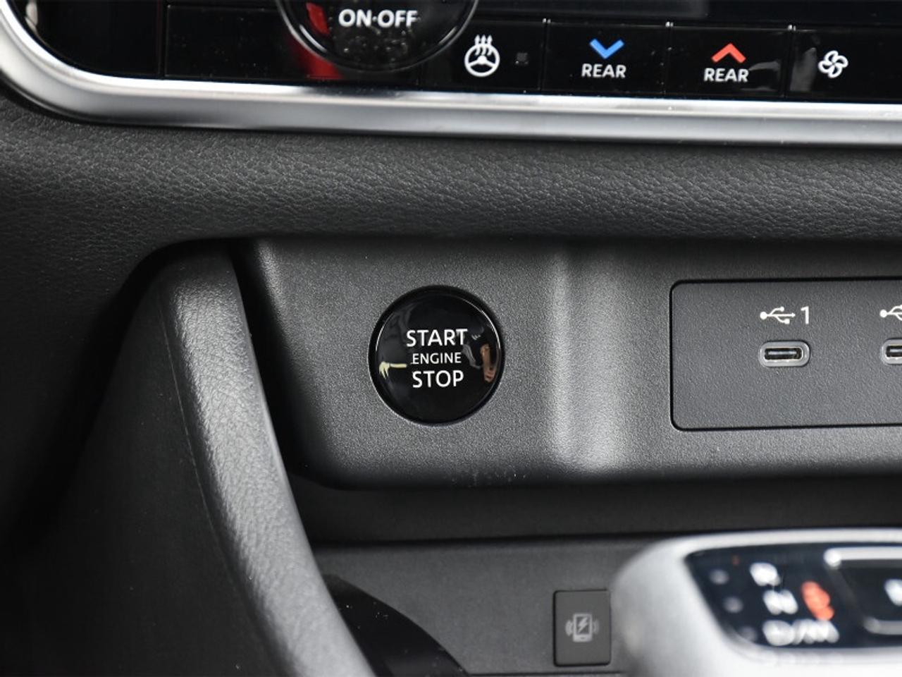 2025 Nissan Rogue SL    Leather   Roof   Navi   360 Camera   Remote Photo