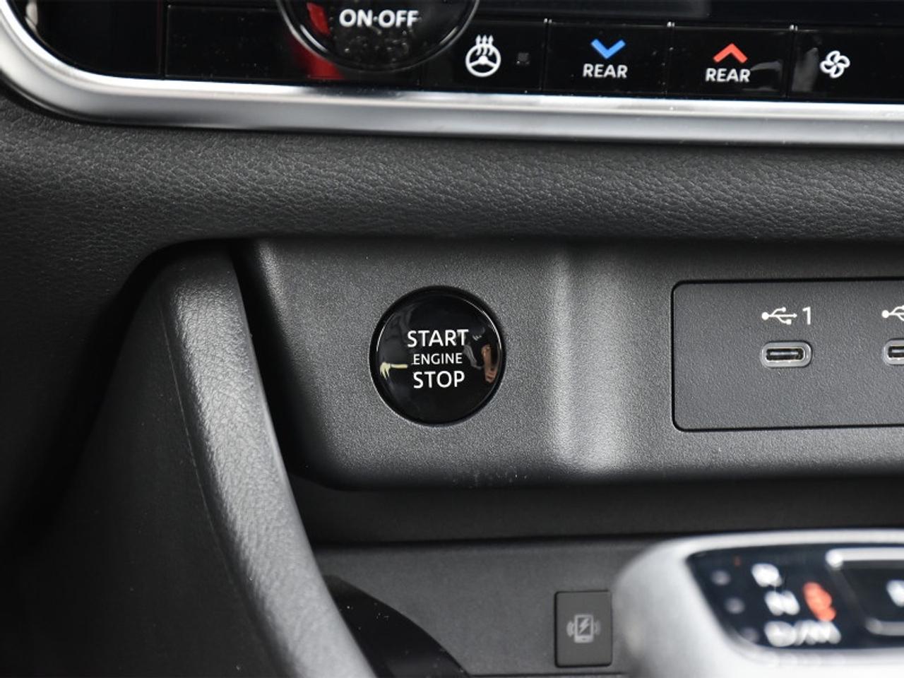 2025 Nissan Rogue SL    Leather   Roof   Navi   360 Camera   Remote Photo