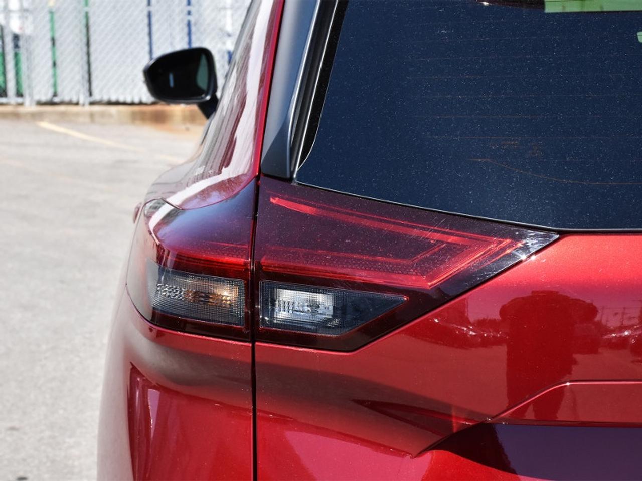 2025 Nissan Rogue SV Premium   Leather   Roof   Adaptive Cruise   36 Photo