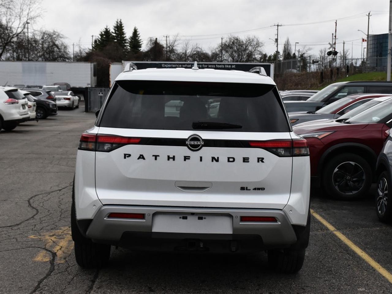 2025 Nissan Pathfinder SL   8 Passenger   Leather   Roof   Navi   360 Cam Photo4