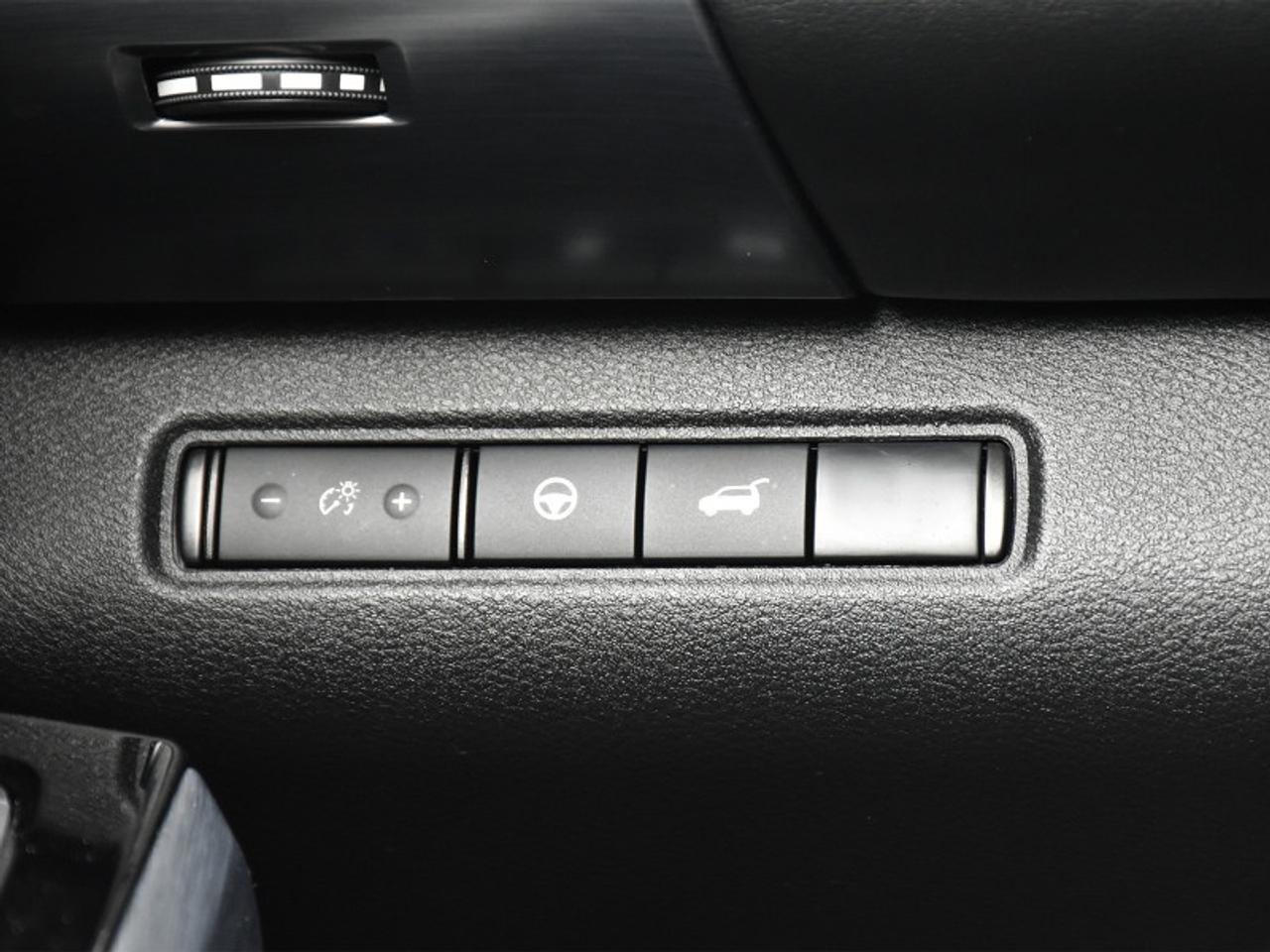 2025 Nissan Pathfinder SL   8 Passenger   Leather   Roof   Navi   360 Cam Photo