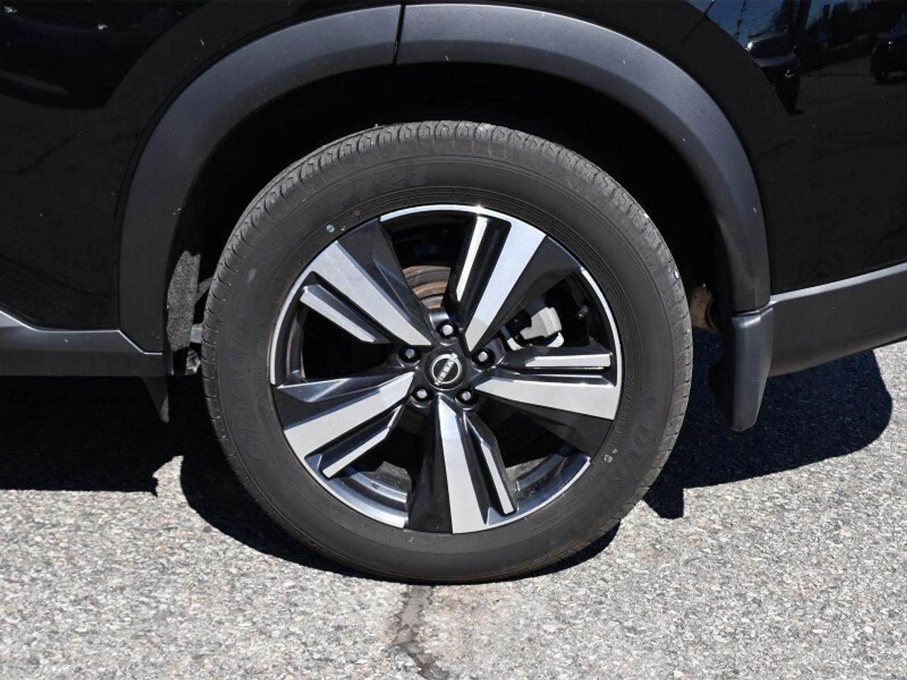 2025 Nissan Rogue SV Premium   Leather   Roof   Adaptive Cruise   36 Photo