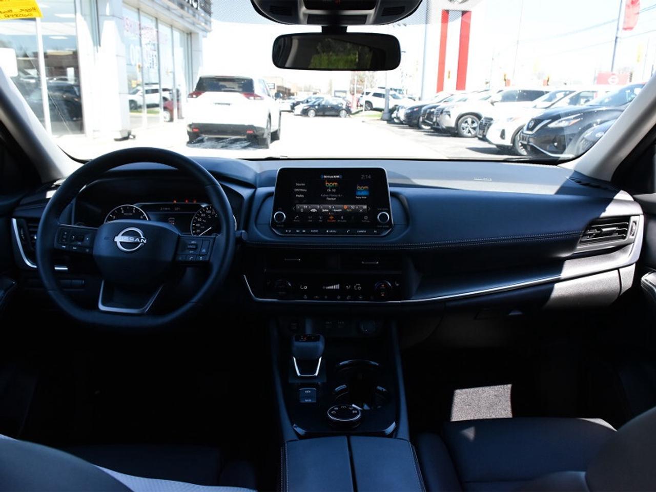 2025 Nissan Rogue SV Premium   Leather   Roof   Adaptive Cruise   36 Photo