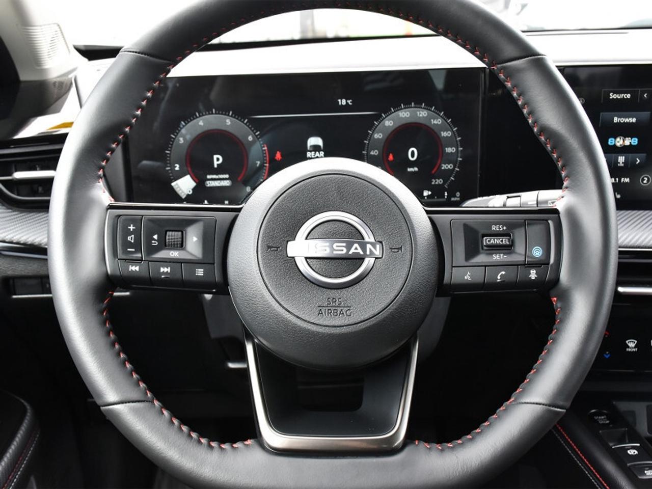 2025 Nissan Kicks SR Premium   Roof   Adaptive Cruise   360 Camera Photo