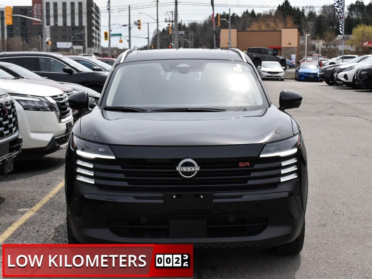 2025 Nissan Kicks SR Premium   Roof   Adaptive Cruise   360 Camera Photo