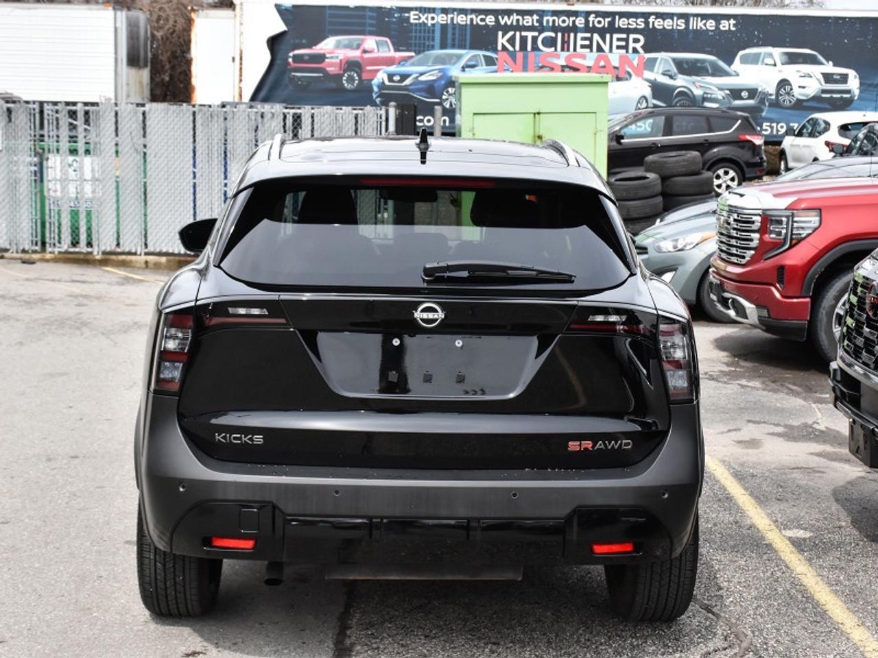 2025 Nissan Kicks SR Premium   Roof   Adaptive Cruise   360 Camera Photo4
