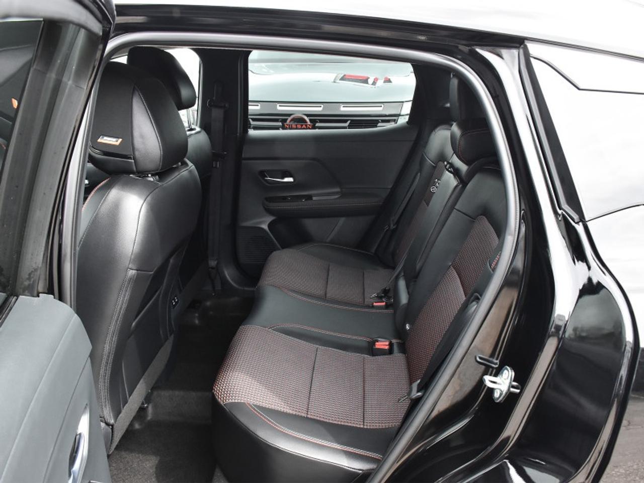 2025 Nissan Kicks SR Premium   Roof   Adaptive Cruise   360 Camera Photo