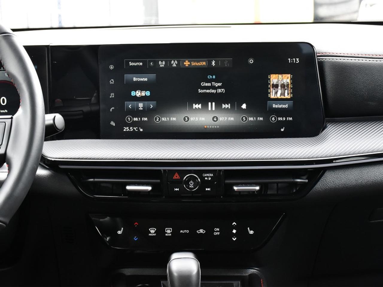 2025 Nissan Kicks SR Premium   Roof   Adaptive Cruise   360 Camera Photo
