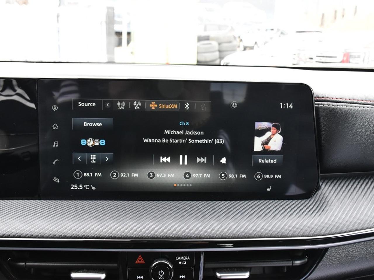 2025 Nissan Kicks SR Premium   Roof   Adaptive Cruise   360 Camera Photo