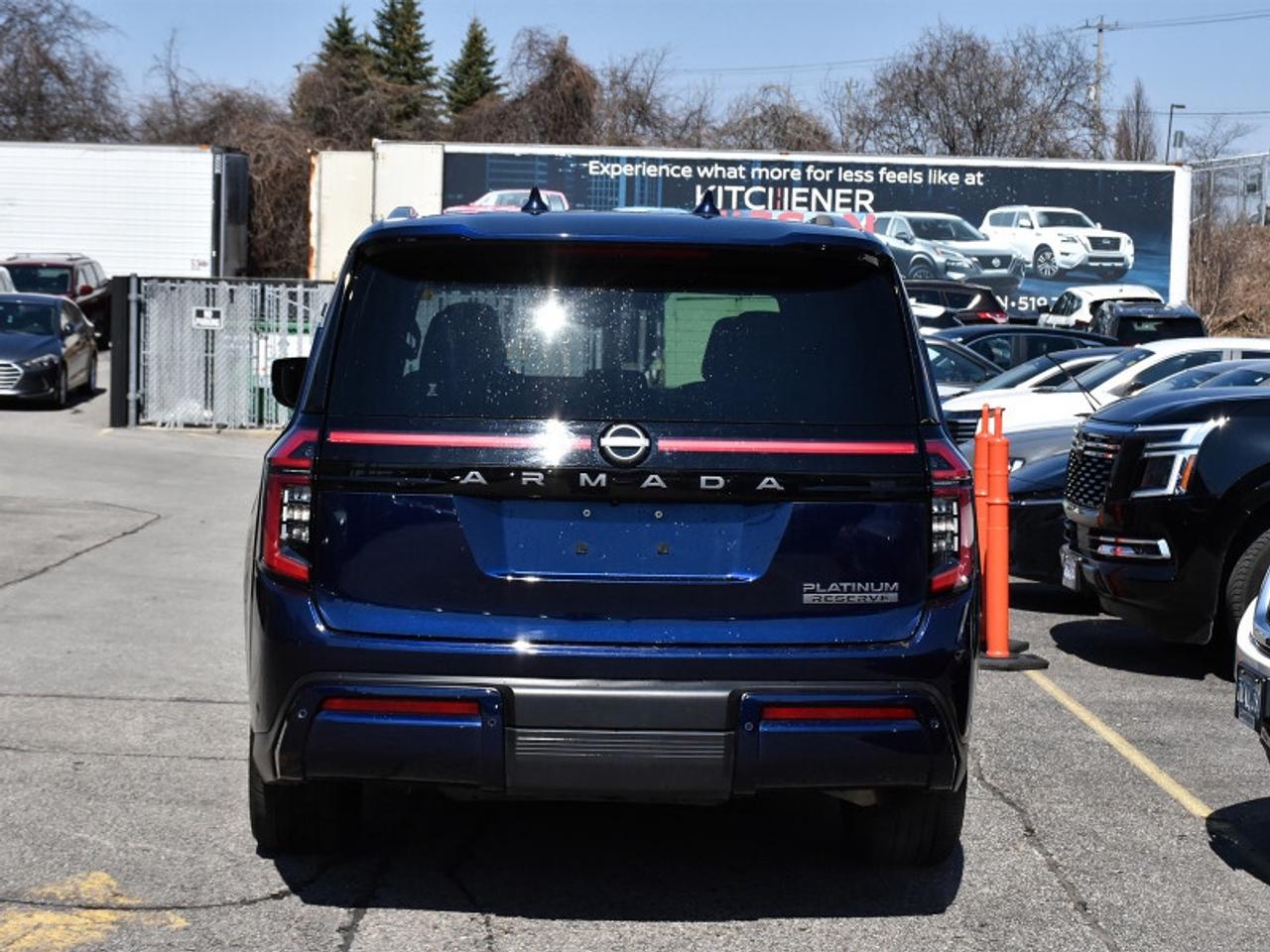 2025 Nissan Armada Platinum w/Captain Chairs   Leather   Roof   360 C Photo4