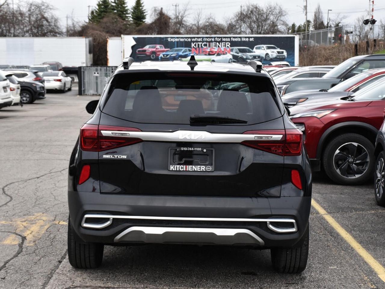 2023 Kia Seltos SX Turbo AWD w/Burgundy Interior   Leather   Roof Photo