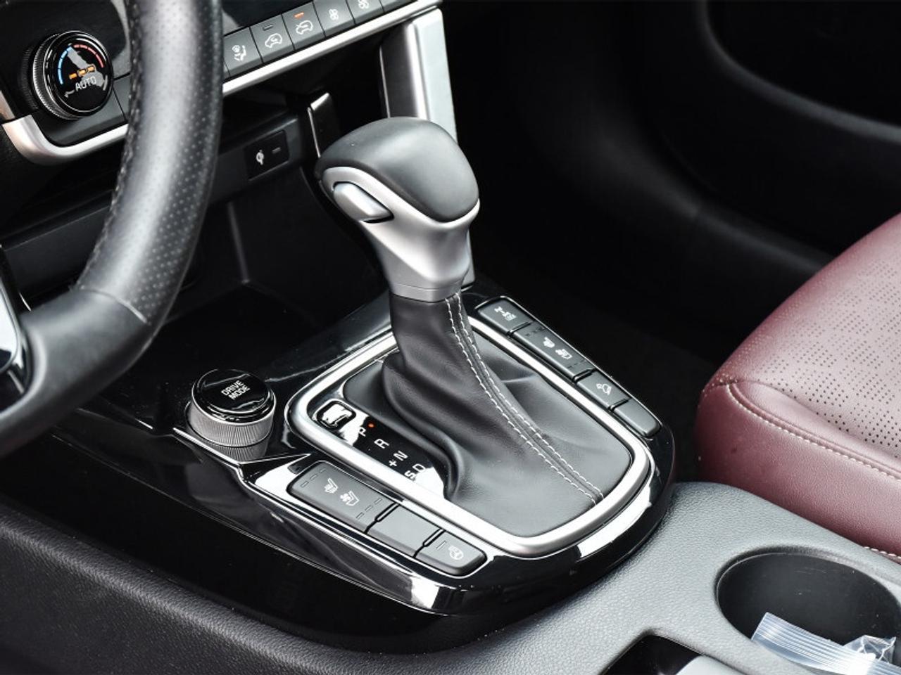 2023 Kia Seltos SX Turbo AWD w/Burgundy Interior   Leather   Roof Photo
