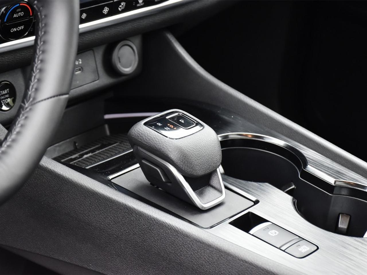 2025 Nissan Rogue SL   Leather   Roof   Navi   360 Camera   Remote S Photo