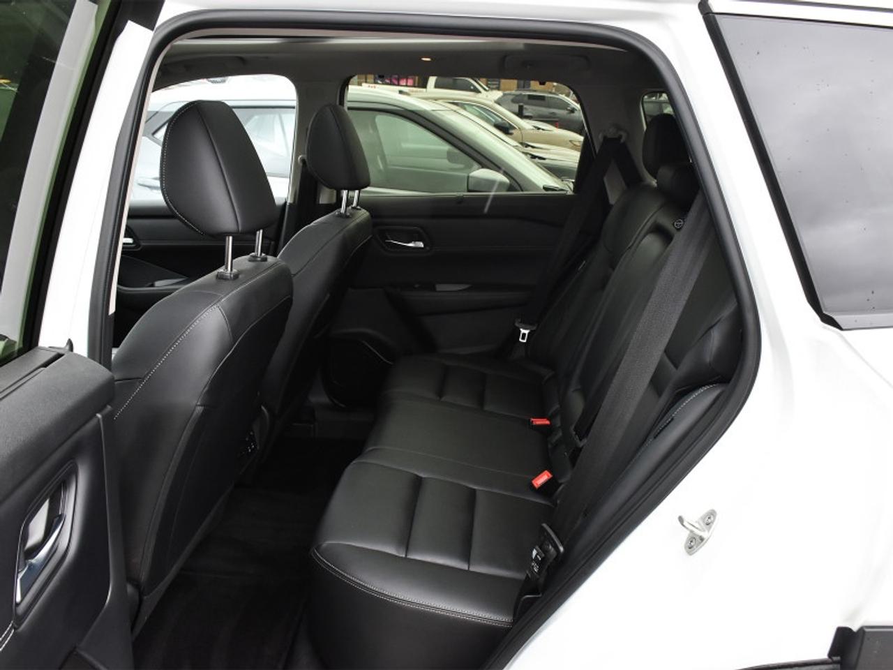 2025 Nissan Rogue SL   Leather   Roof   Navi   360 Camera   Remote S Photo