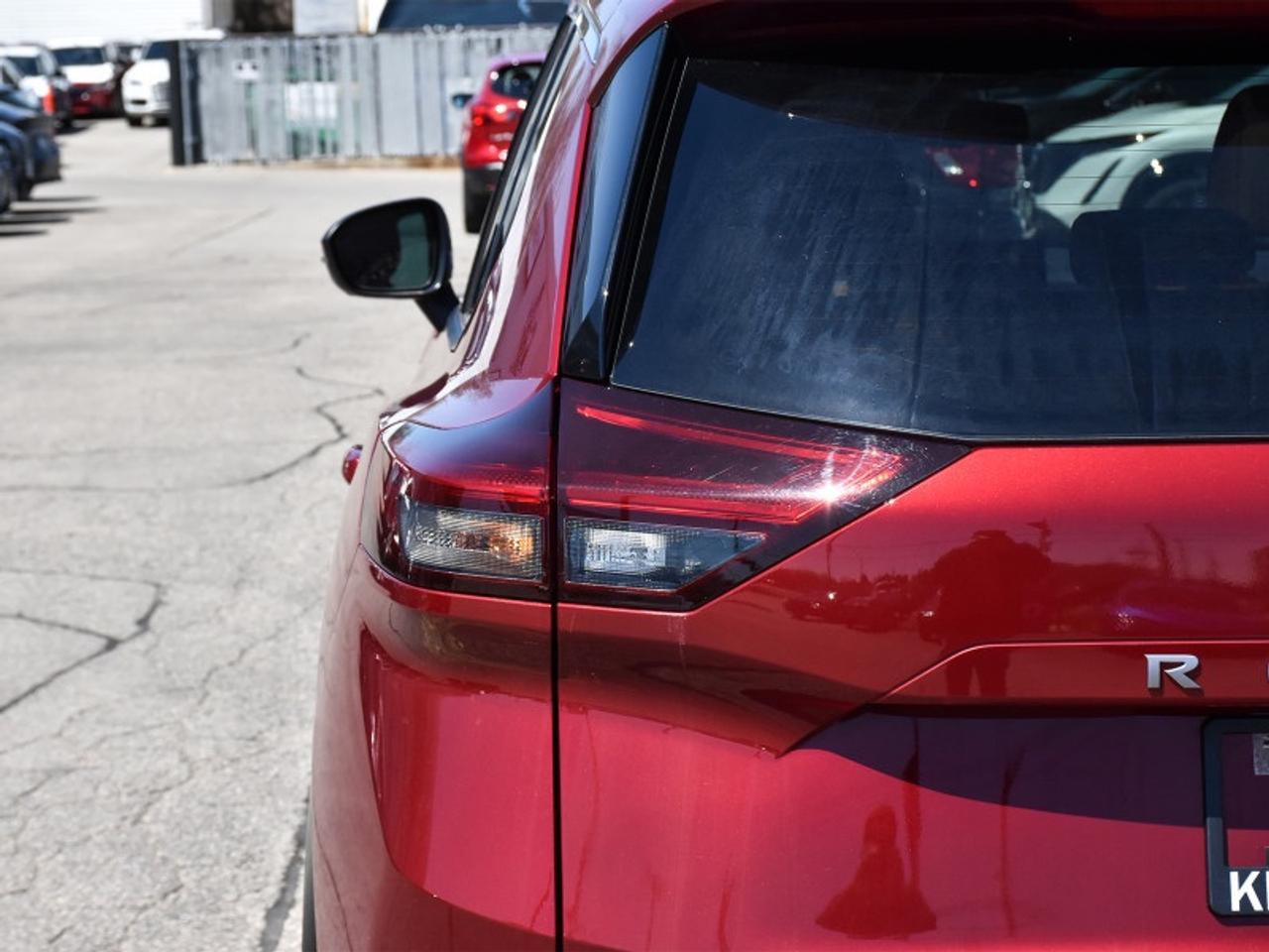 2025 Nissan Rogue Platinum   Leather   Roof   Adaptive Cruise   Navi Photo
