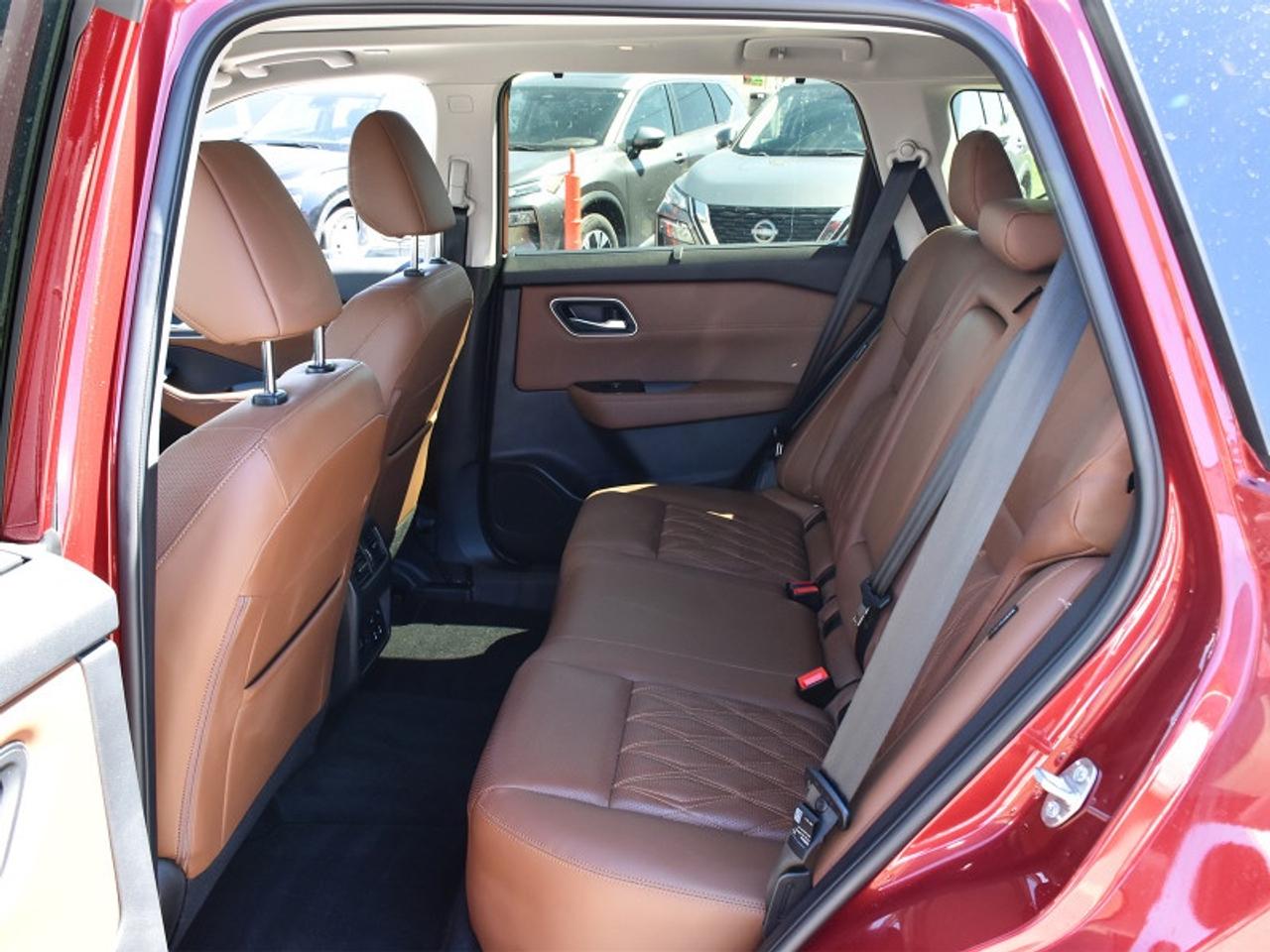 2025 Nissan Rogue Platinum   Leather   Roof   Adaptive Cruise   Navi Photo