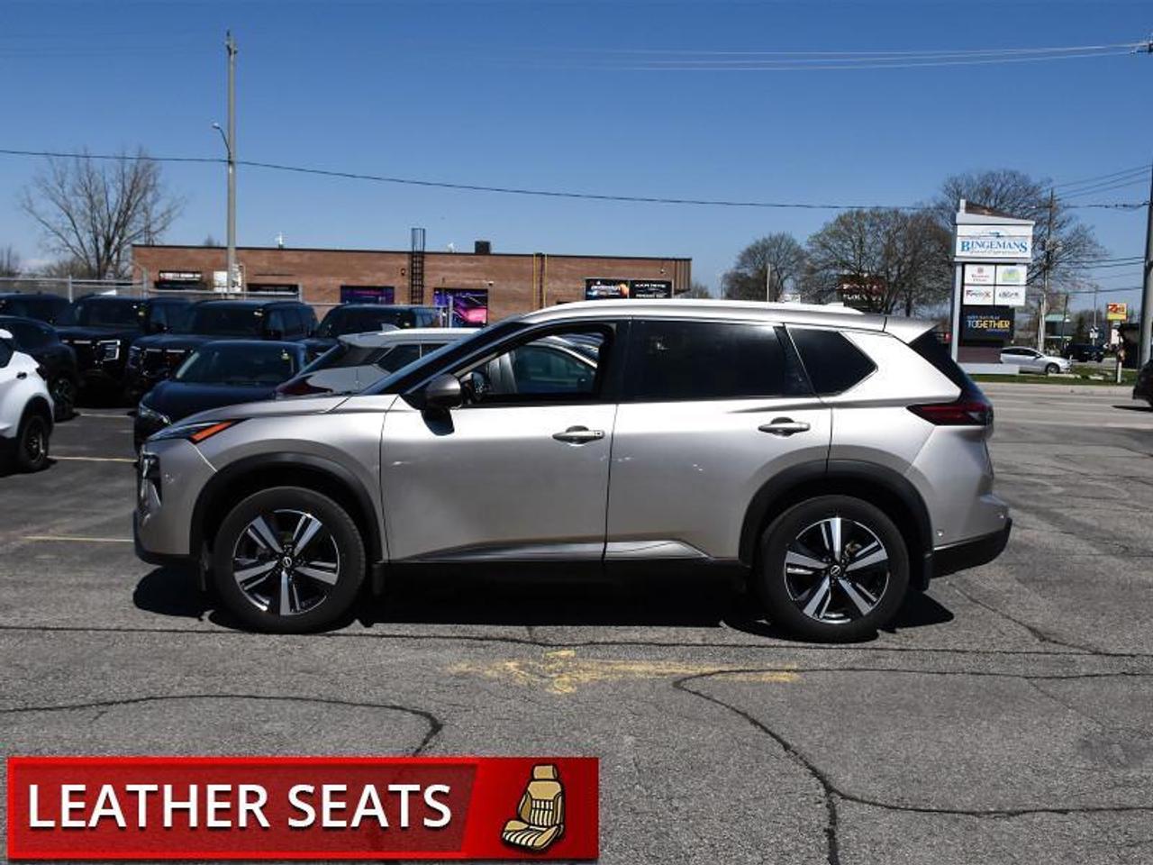 2025 Nissan Rogue SL   Leather   Roof   Navi   360 Cam   Heated Seat Photo