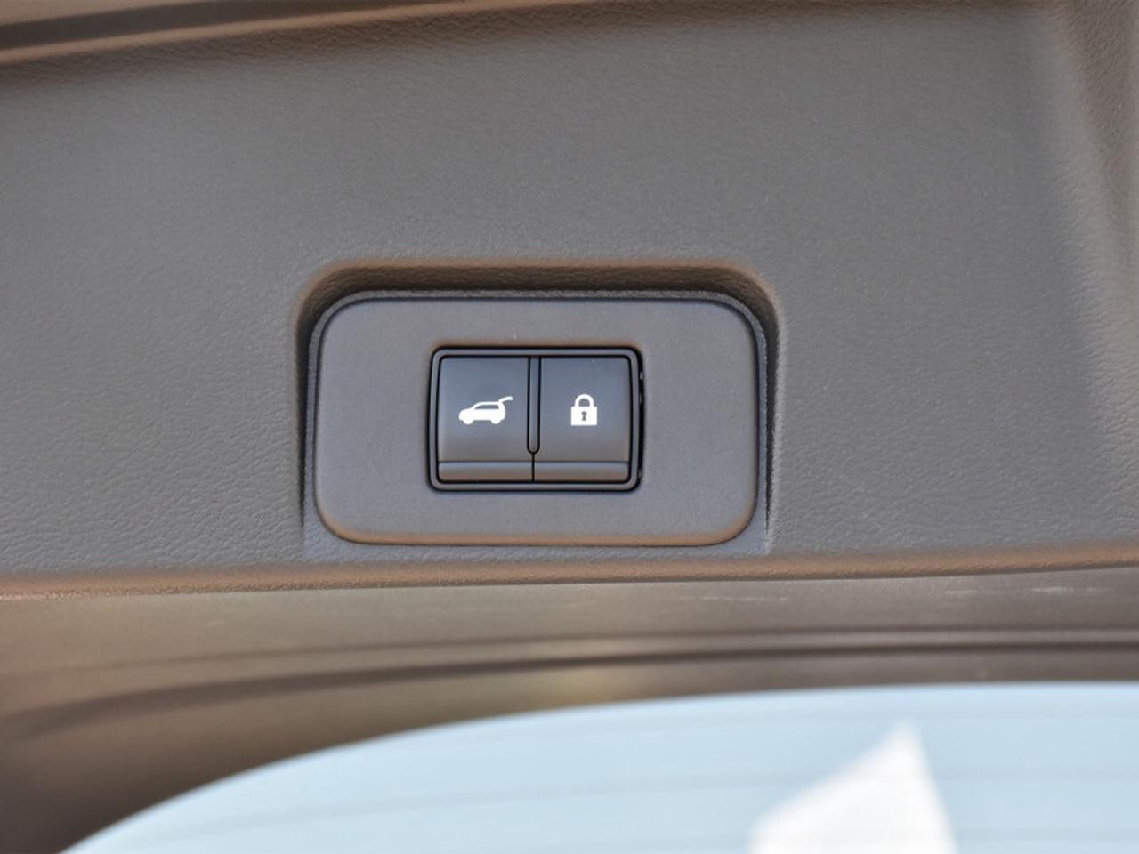 2025 Nissan Rogue SL   Leather   Roof   Navi   360 Cam   Heated Seat Photo