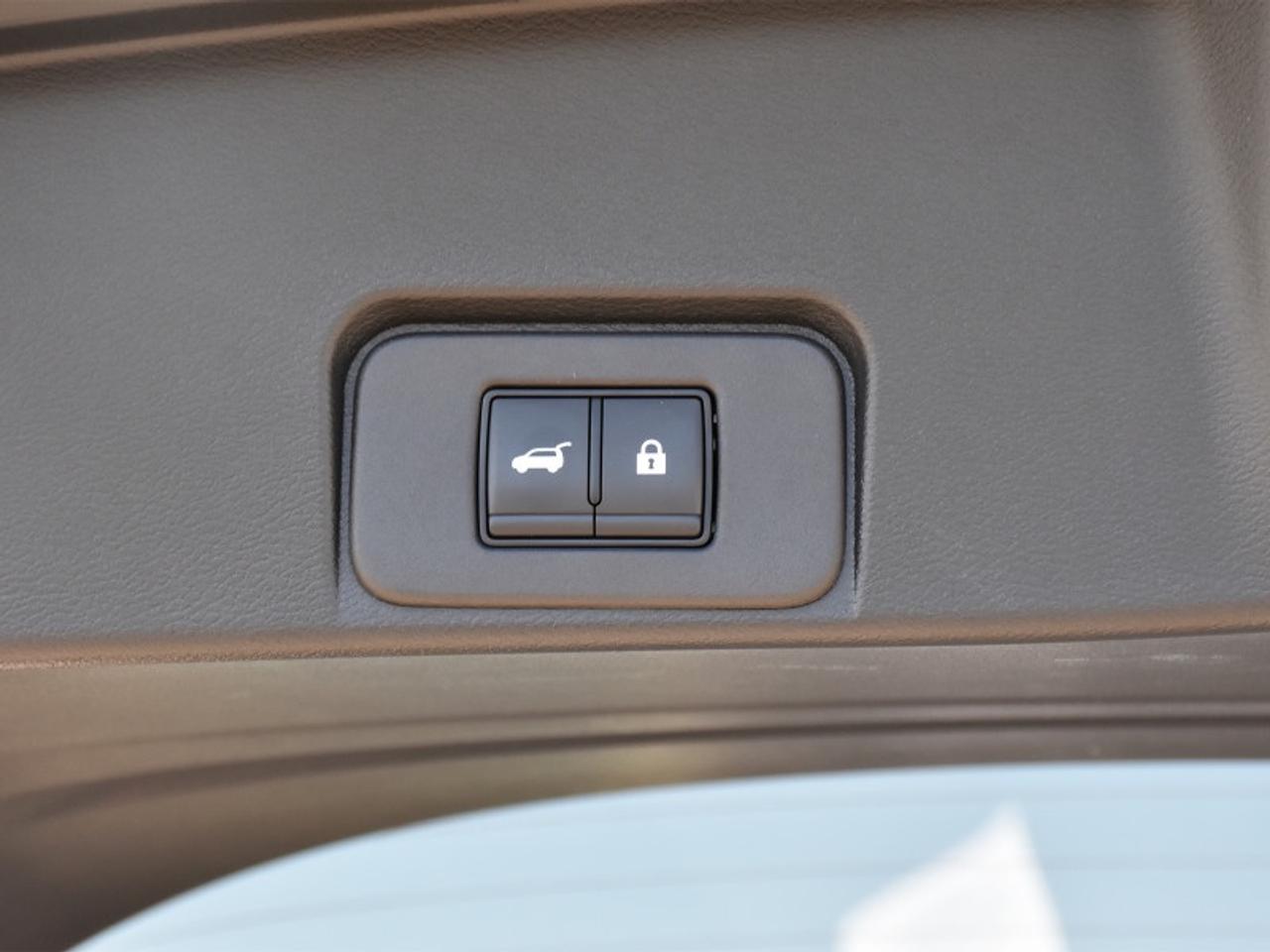2025 Nissan Rogue SL   Leather   Roof   Navi   360 Cam   Heated Seat Photo