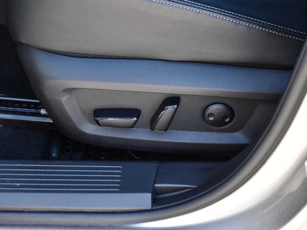 2025 Nissan Rogue SL   Leather   Roof   Navi   360 Cam   Heated Seat Photo