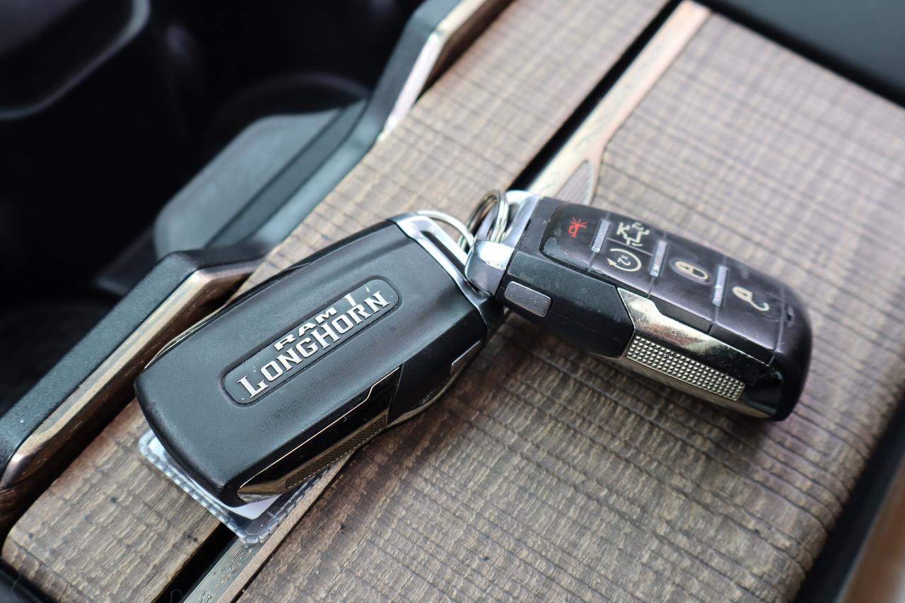 2019 RAM 1500 Longhorn Crew Cab 4WD Brown Interior Photo