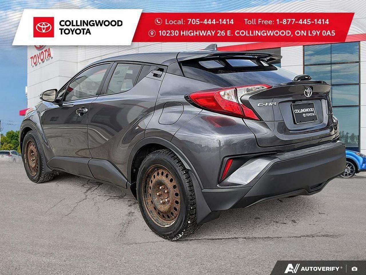 2019 Toyota C-HR *XLE PREMIUM PKG* ONE OWNER* Photo3