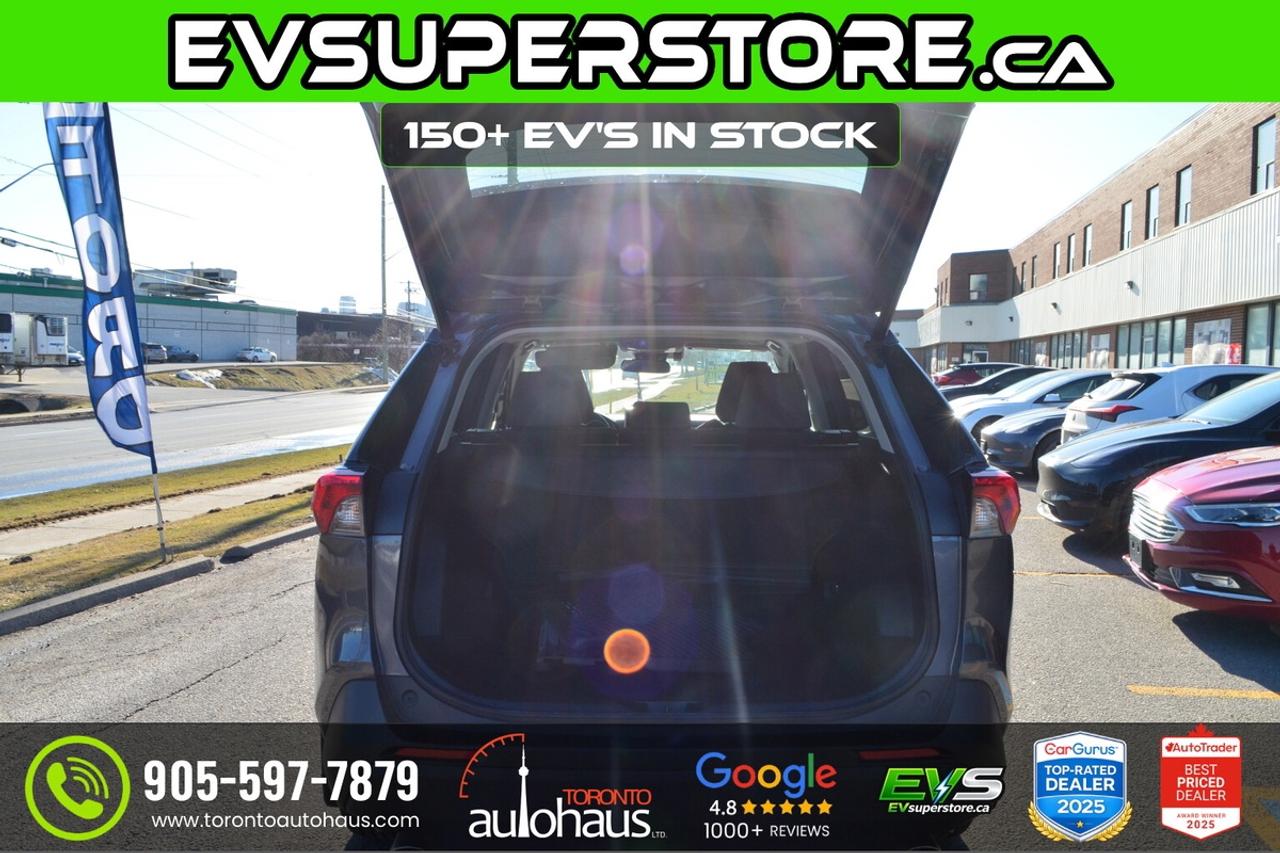 2023 Toyota RAV4 XLE I AWD I 1 Owner OFF LEASE Photo