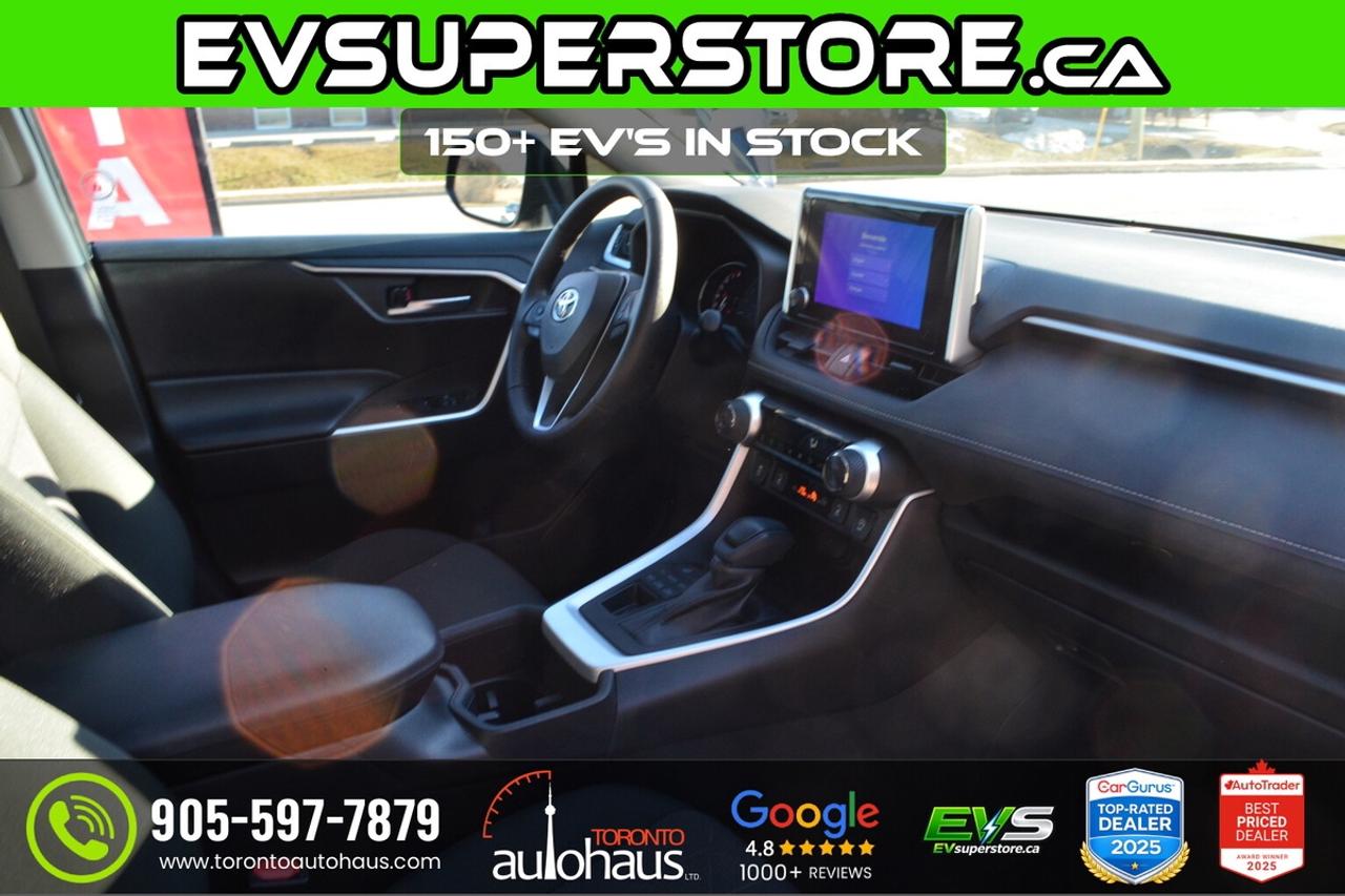 2023 Toyota RAV4 XLE I AWD I 1 Owner OFF LEASE Photo