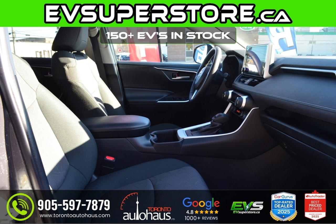 2023 Toyota RAV4 XLE I AWD I 1 Owner OFF LEASE Photo