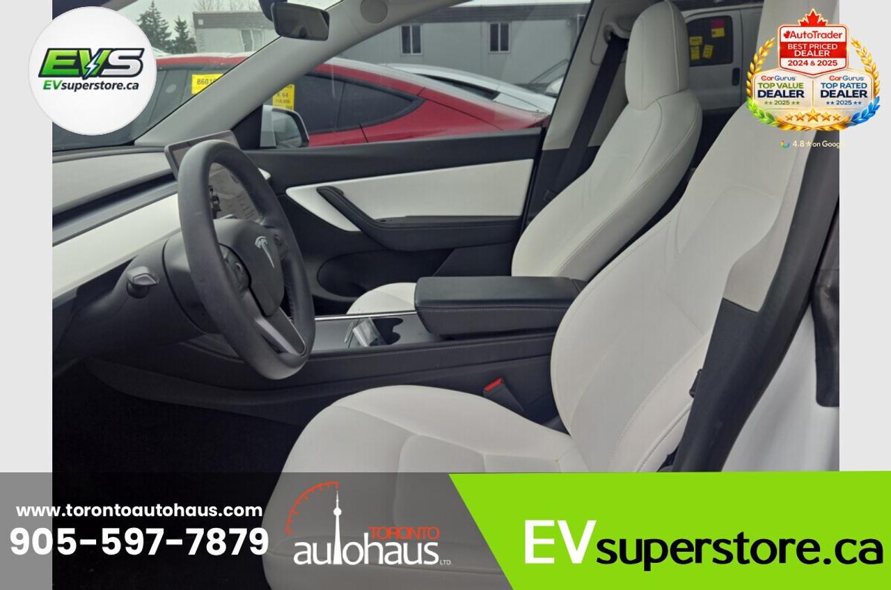 2022 Tesla Model Y PERFORMANCE WHITE INT. I EVSUPERSTORE.CA Photo