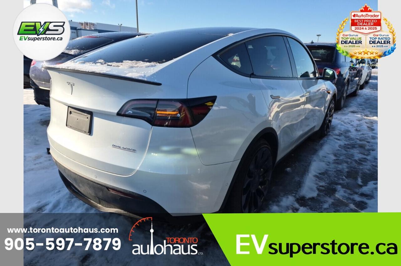 2022 Tesla Model Y PERFORMANCE AT EVSUPERSTORE.CA Photo