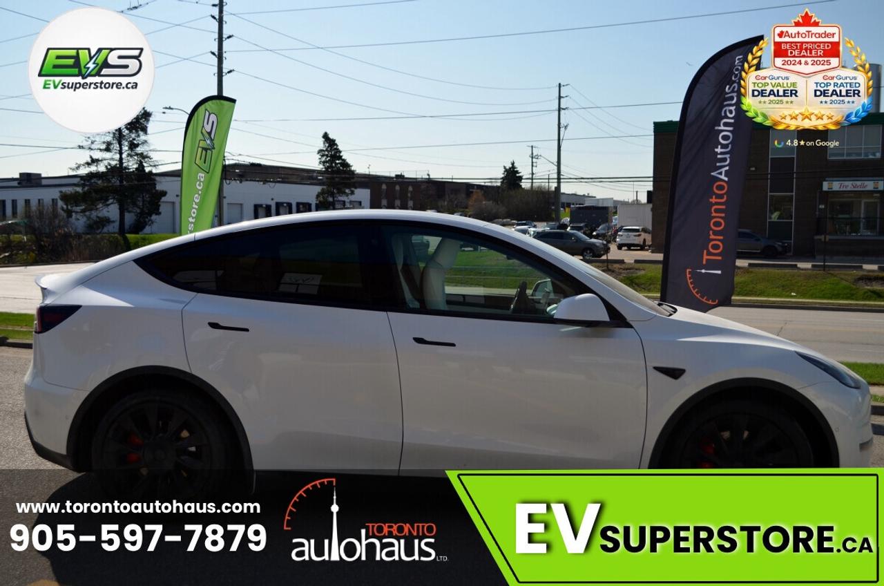 2022 Tesla Model Y PERFORMANCE I WHITE INT I  AT EVSUPERSTORE.CA Photo
