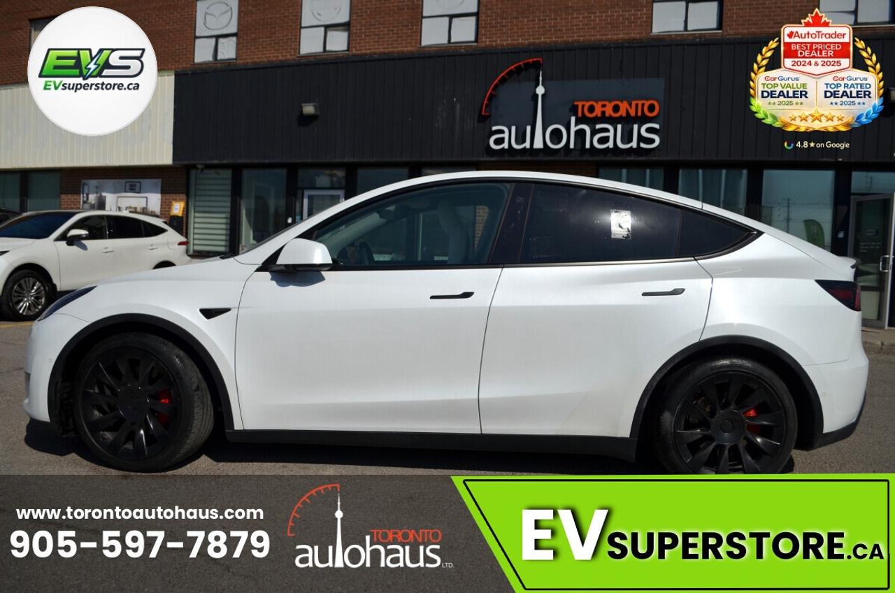 2022 Tesla Model Y PERFORMANCE I WHITE INT I  AT EVSUPERSTORE.CA Photo