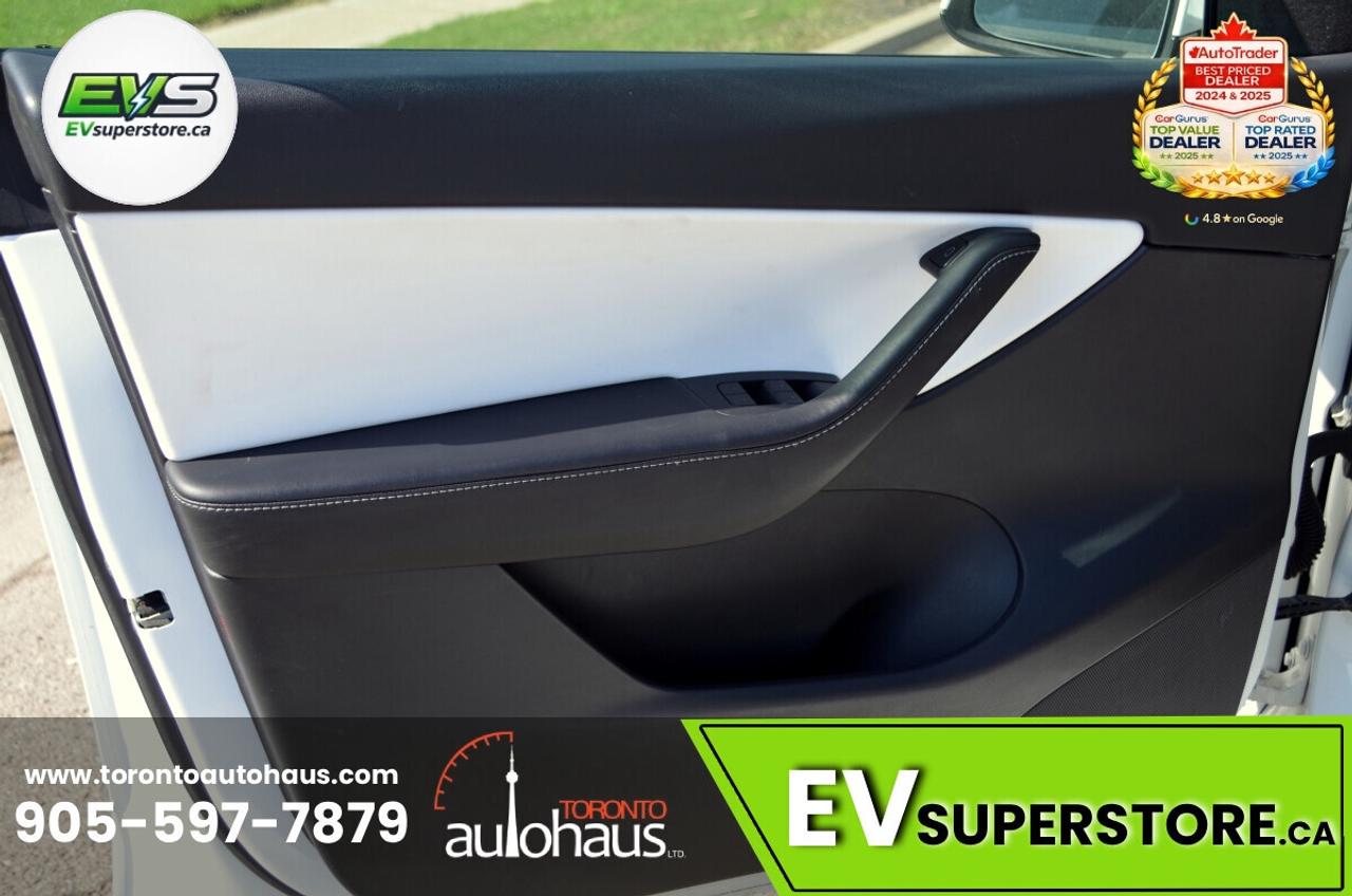 2022 Tesla Model Y PERFORMANCE I WHITE INT I  AT EVSUPERSTORE.CA Photo