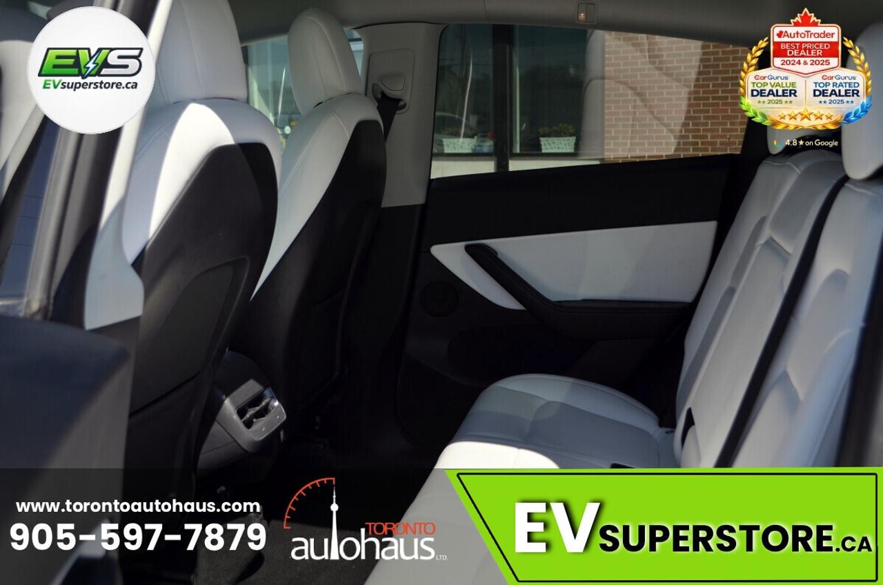 2022 Tesla Model Y PERFORMANCE I WHITE INT I  AT EVSUPERSTORE.CA Photo