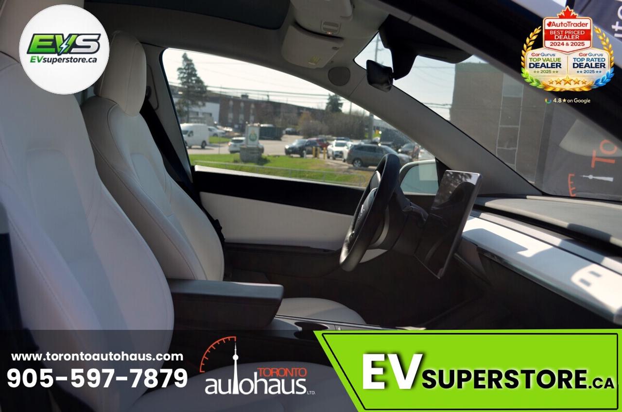 2022 Tesla Model Y PERFORMANCE I WHITE INT I  AT EVSUPERSTORE.CA Photo