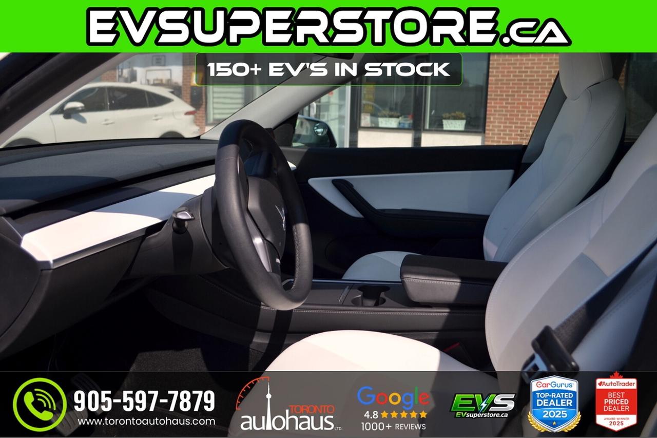 2022 Tesla Model Y PERFORMANCE I WHITE INT I  AT EVSUPERSTORE.CA Photo