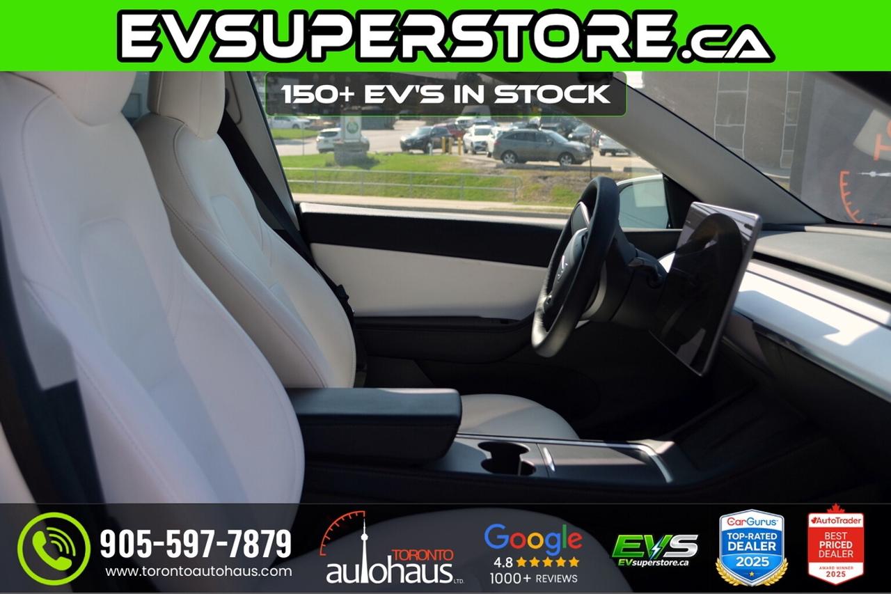 2022 Tesla Model Y PERFORMANCE I WHITE INT I  AT EVSUPERSTORE.CA Photo