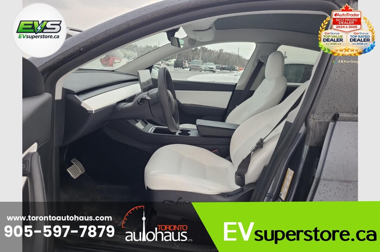 2022 Tesla Model Y PERFORMANCE WHITE INT. I EVSUPERSTORE.CA Photo