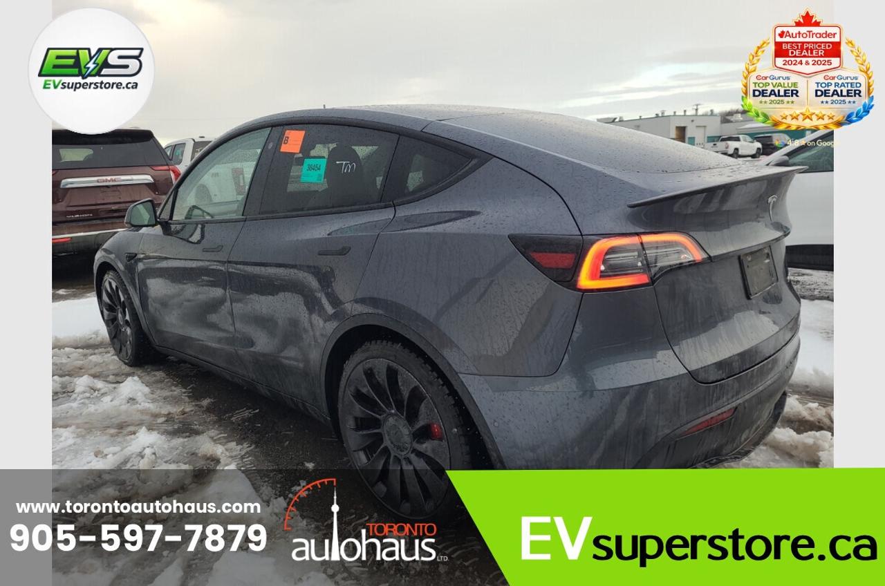 2022 Tesla Model Y PERFORMANCE WHITE INT. I EVSUPERSTORE.CA Photo