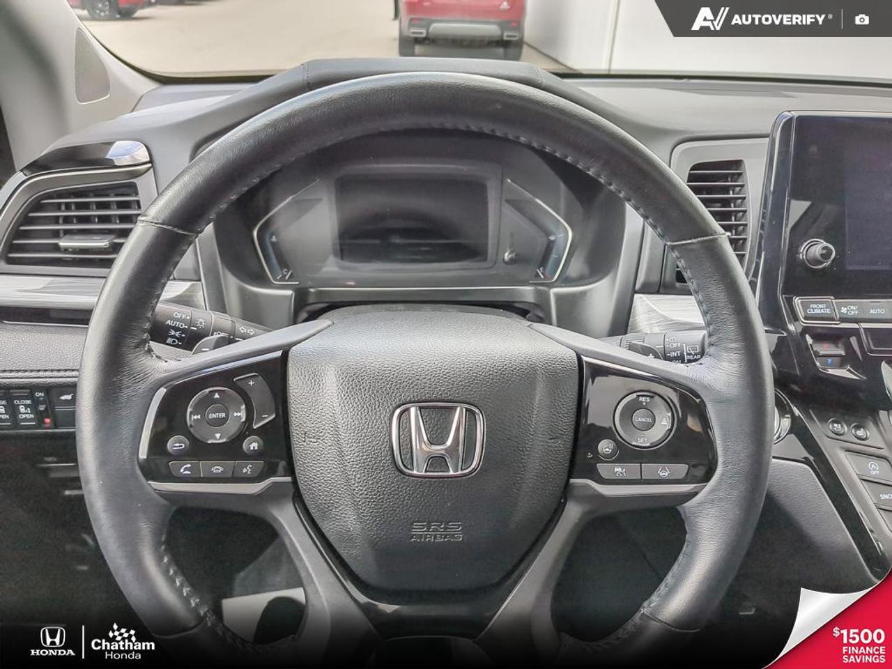 2023 Honda Odyssey Touring Photo